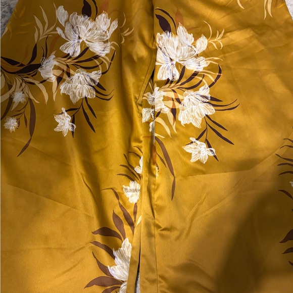 Express x Rocky Barnes Mustard Floral Wide Leg Pants XS - Picture 4 of 4